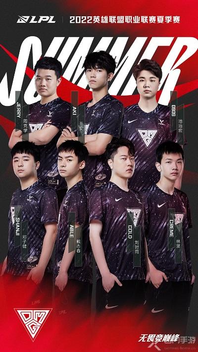 鲁尼：很惊讶英足总没有选择本土教练；祝图赫尔未来一切顺利